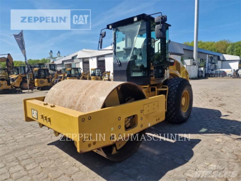CAT CS66B Compactoare sol