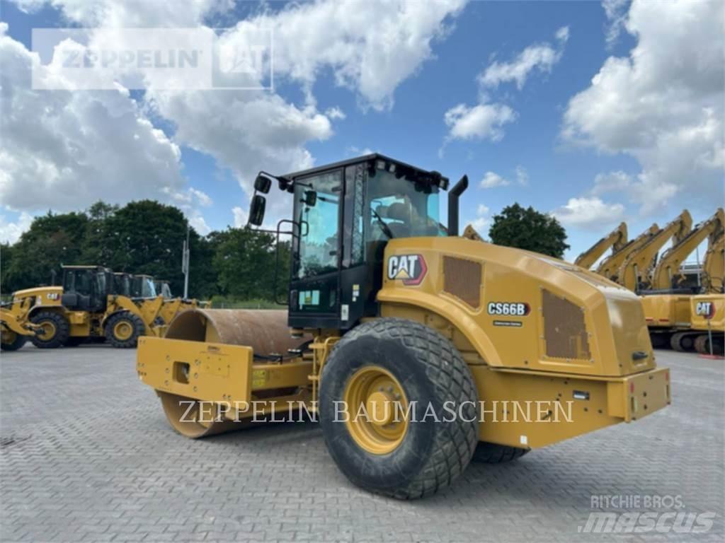 CAT CS66B Compactoare sol