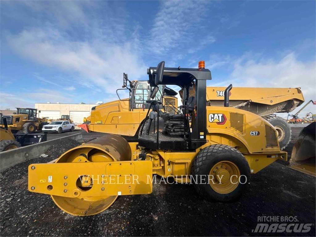 CAT CS7 Compactoare monocilindrice