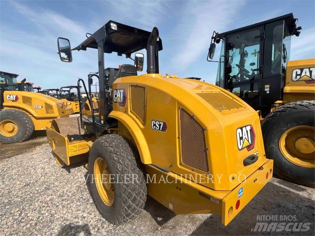 CAT CS7 Compactoare monocilindrice