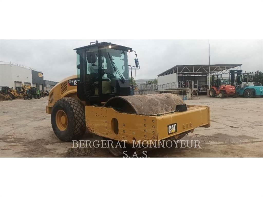CAT CS74B 4F Compactoare sol