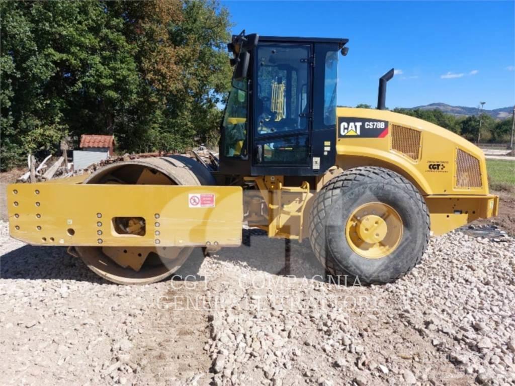 CAT CS78B Compactoare monocilindrice