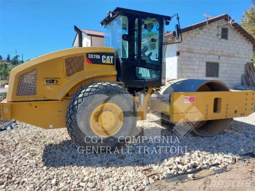 CAT CS78B Compactoare monocilindrice