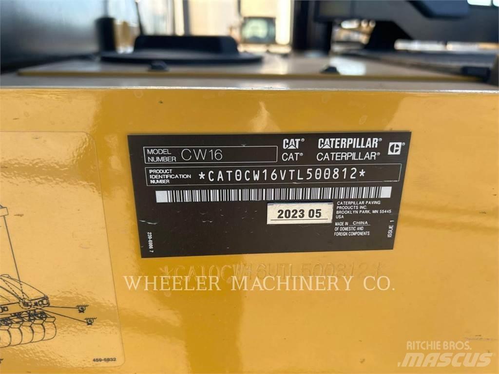 CAT CW16 Cilindri compactori cu roti
