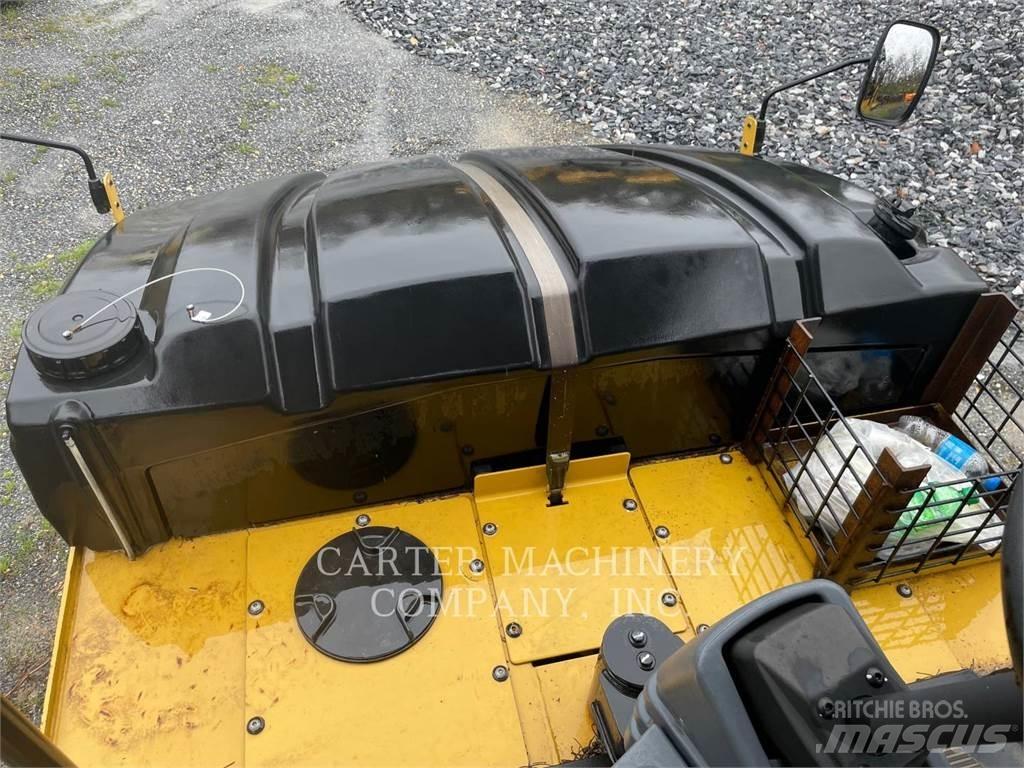 CAT CW16 Compactoare sol