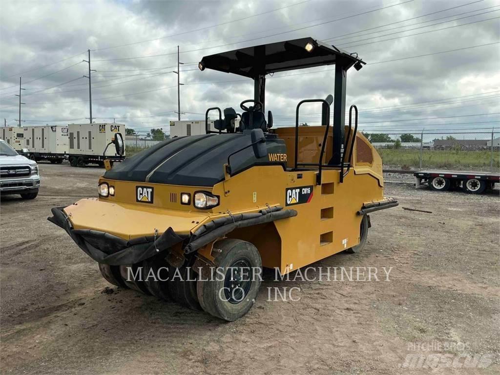 CAT CW16 Cilindri compactori cu roti