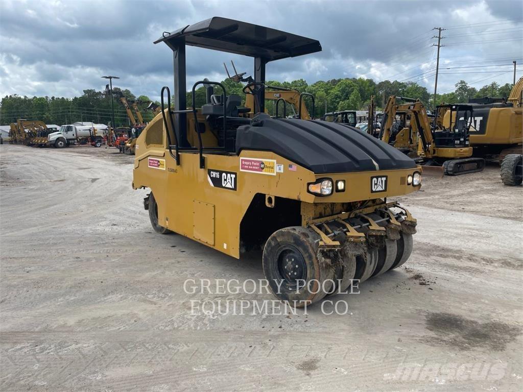 CAT CW16 Cilindri compactori cu roti