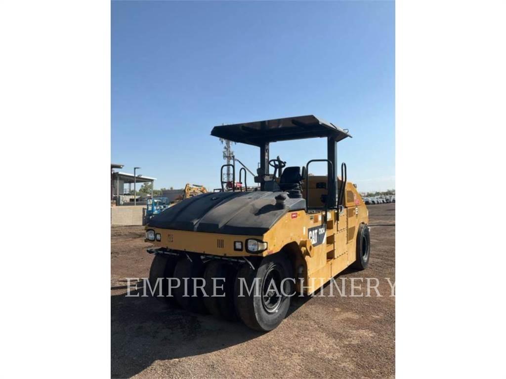 CAT CW34 Cilindri compactori cu roti