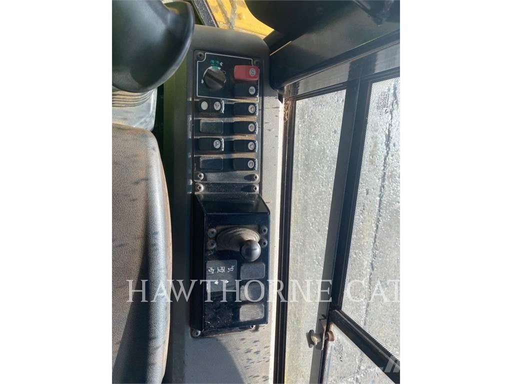 CAT D 6 K XL Buldozere pe senile