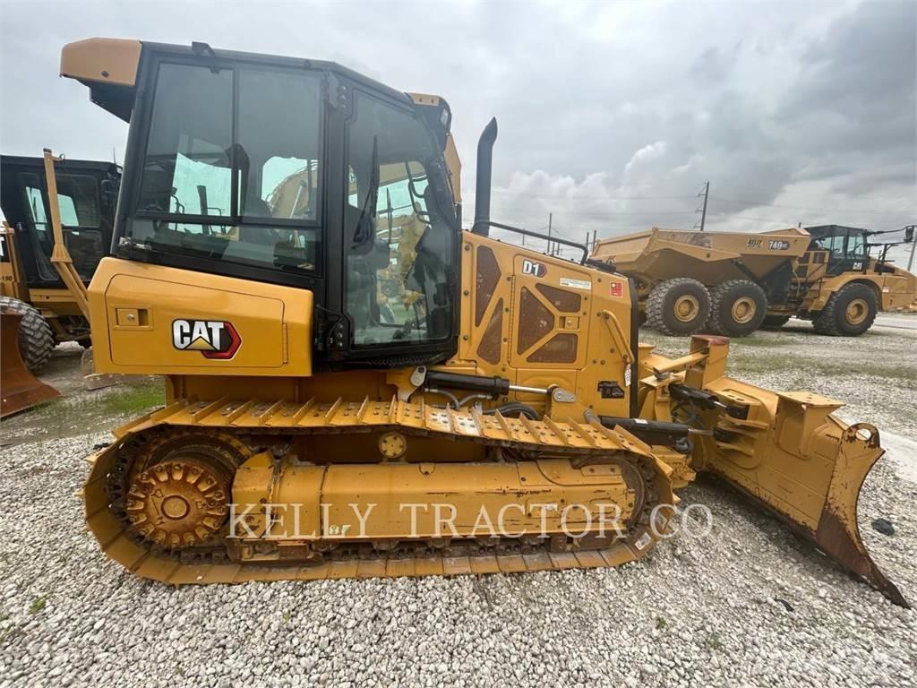 CAT D1 Buldozere pe senile