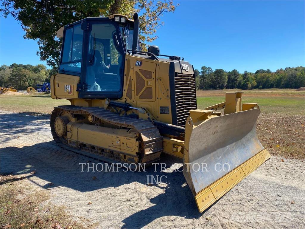 CAT D1 Buldozere pe senile