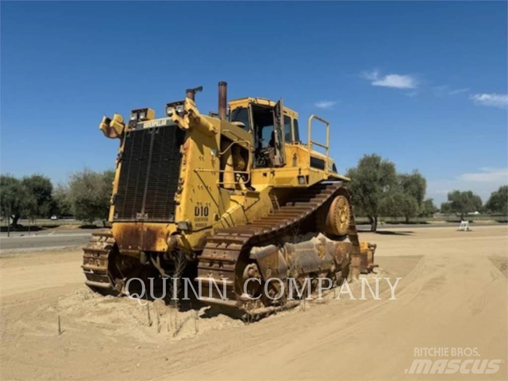 CAT D10 Buldozere pe senile