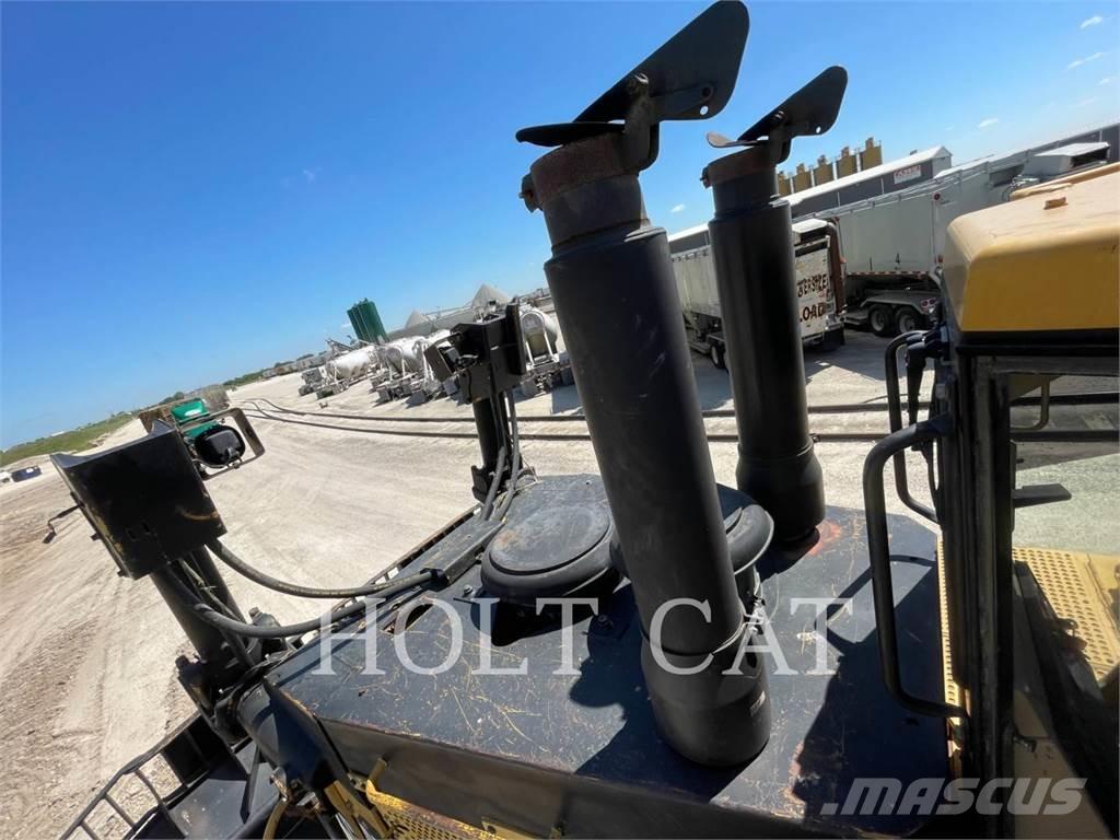 CAT D10R Buldozere pe senile