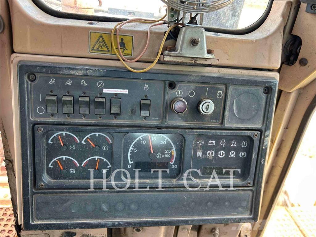 CAT D10R Buldozere pe senile