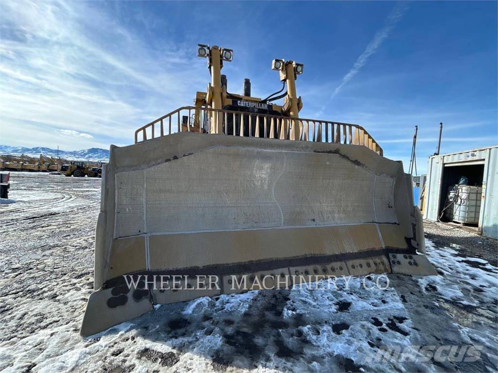 CAT D10T Buldozere pe senile