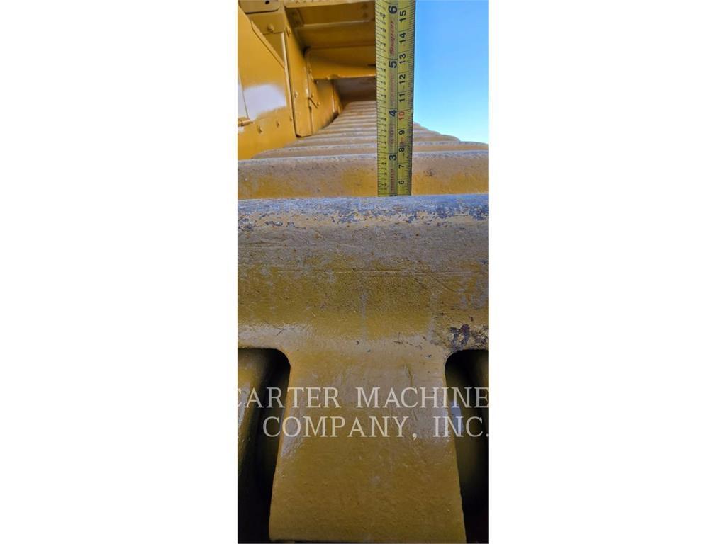 CAT D10T Buldozere pe senile