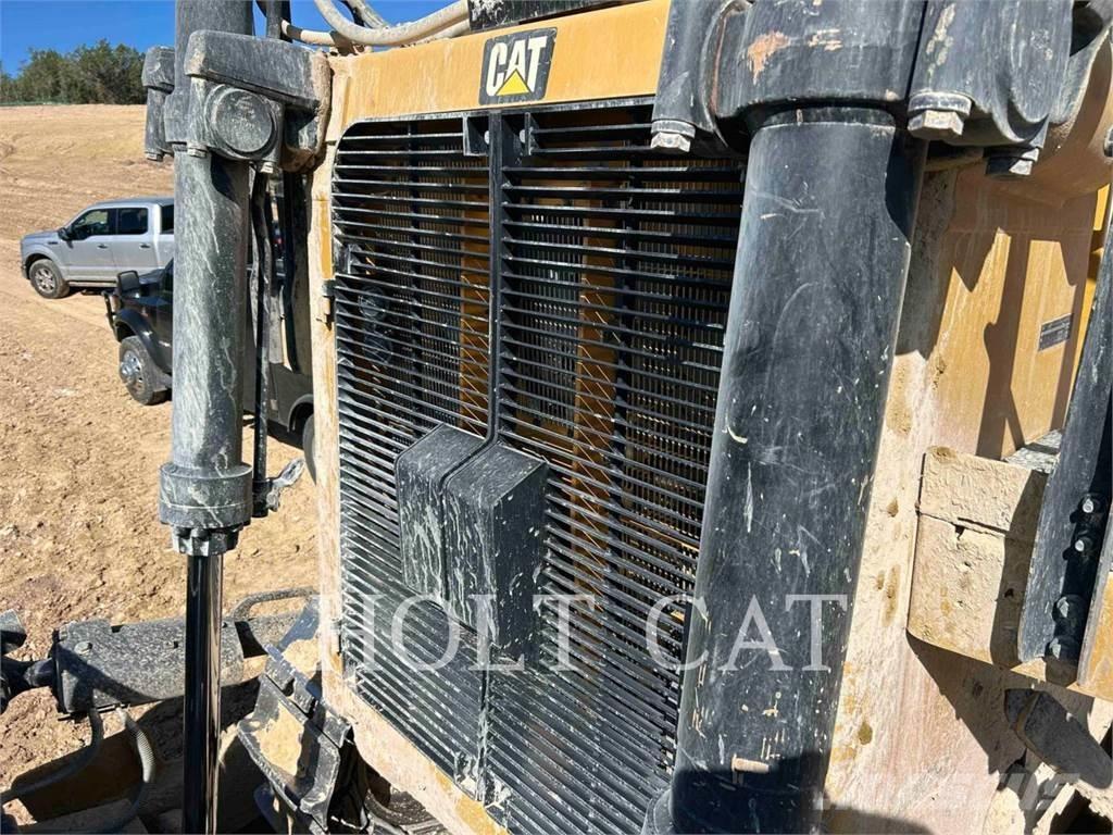CAT D10T2 Buldozere pe senile