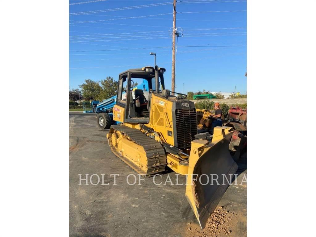 CAT D2 Buldozere pe senile