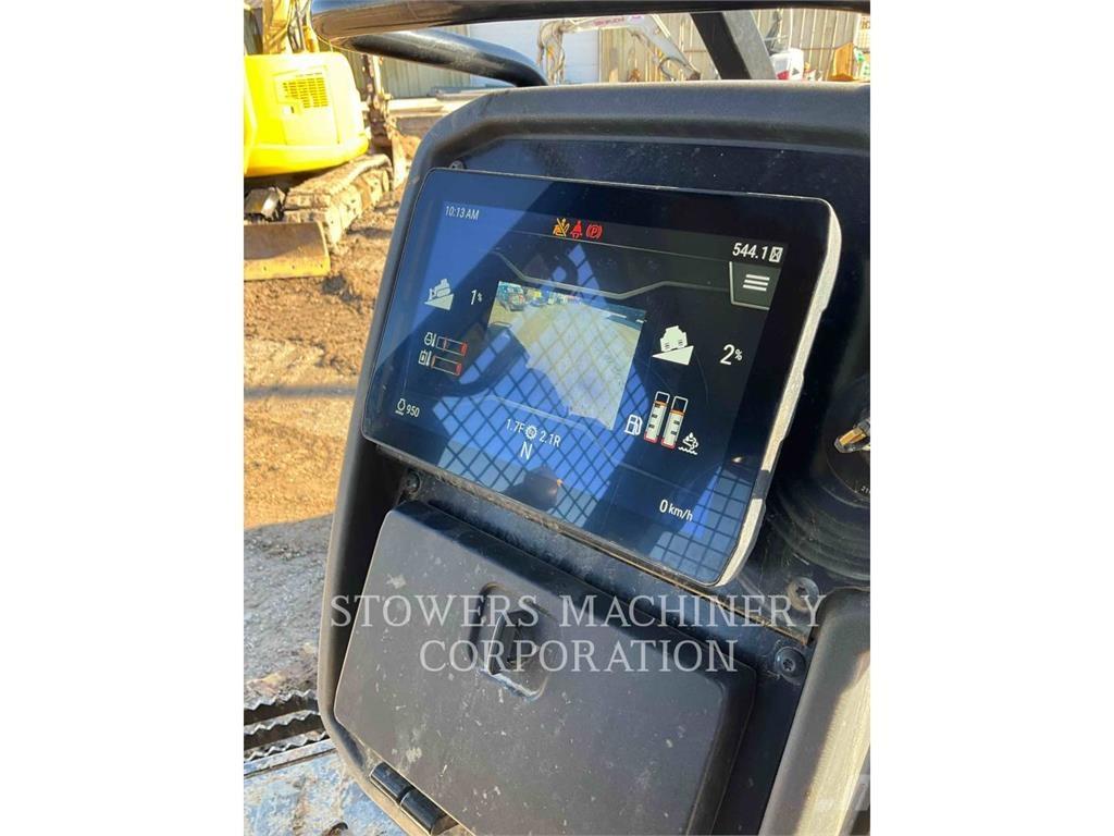 CAT D2 Buldozere pe senile