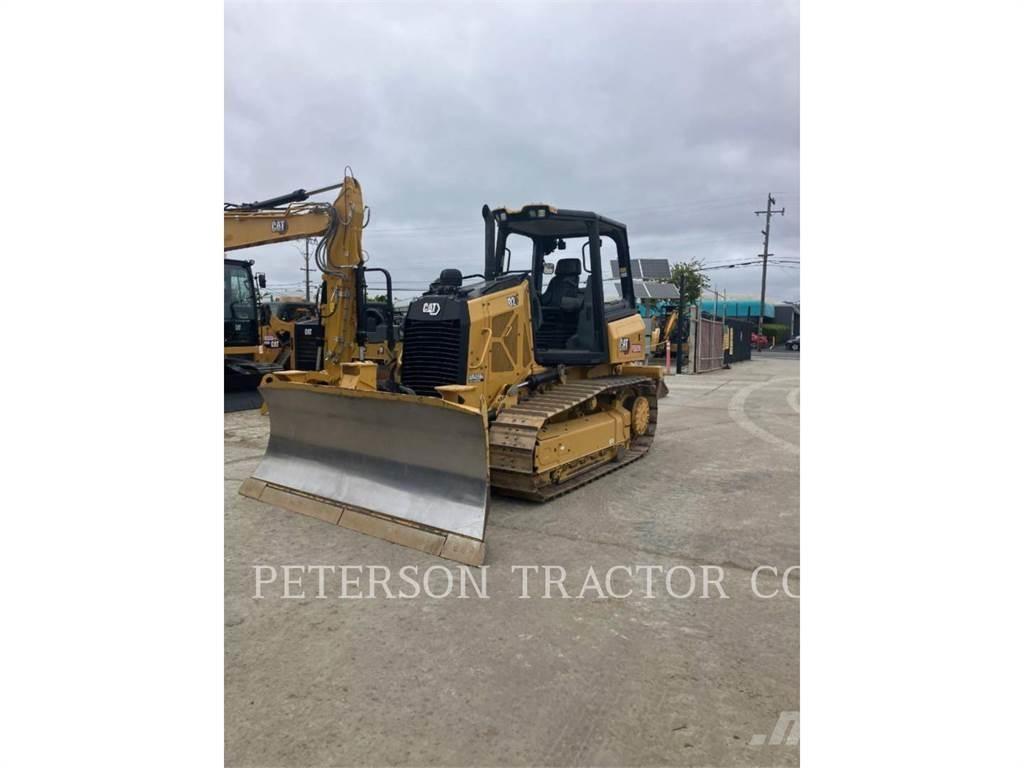 CAT D2 Buldozere pe senile