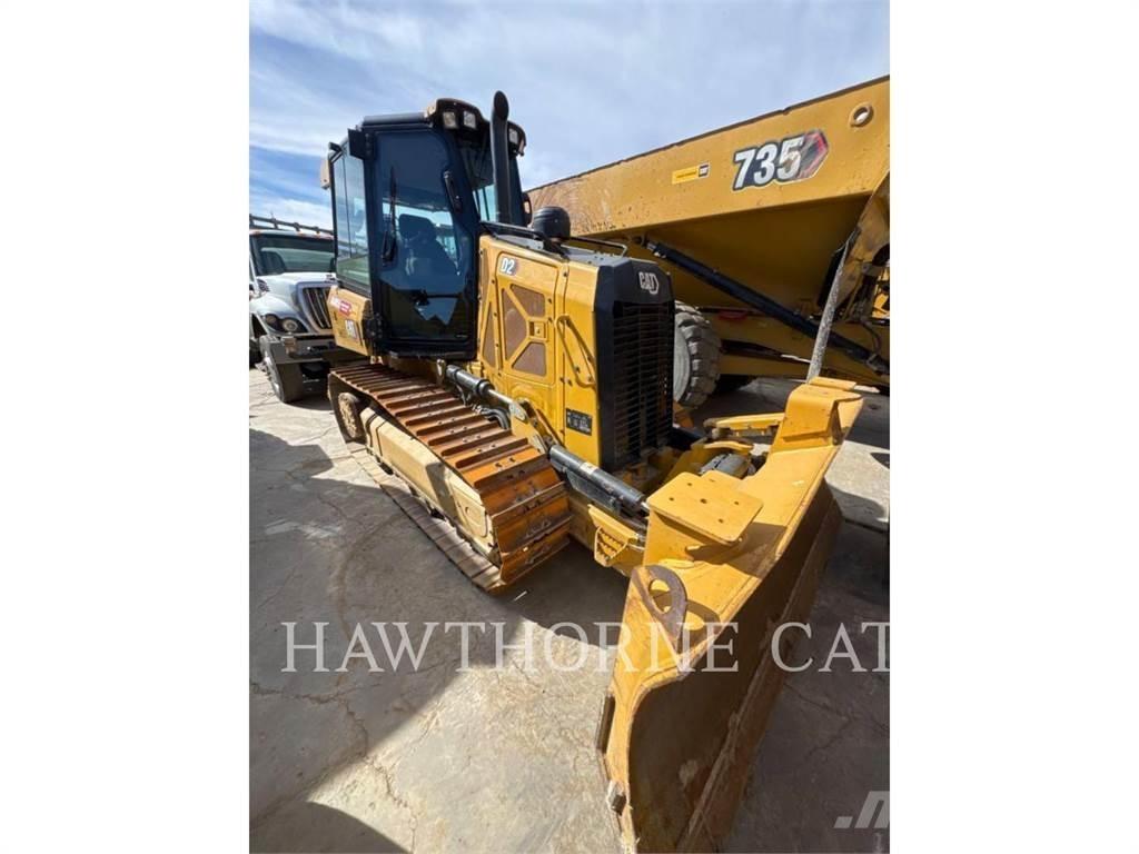 CAT D2 Buldozere pe senile