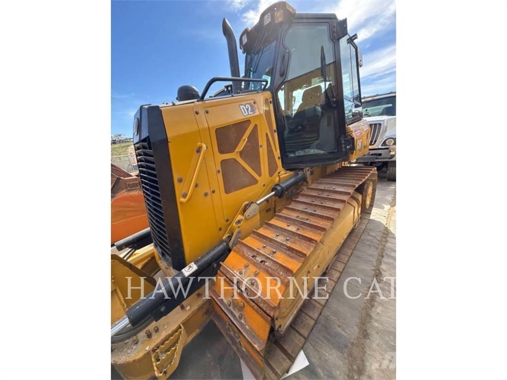 CAT D2 Buldozere pe senile