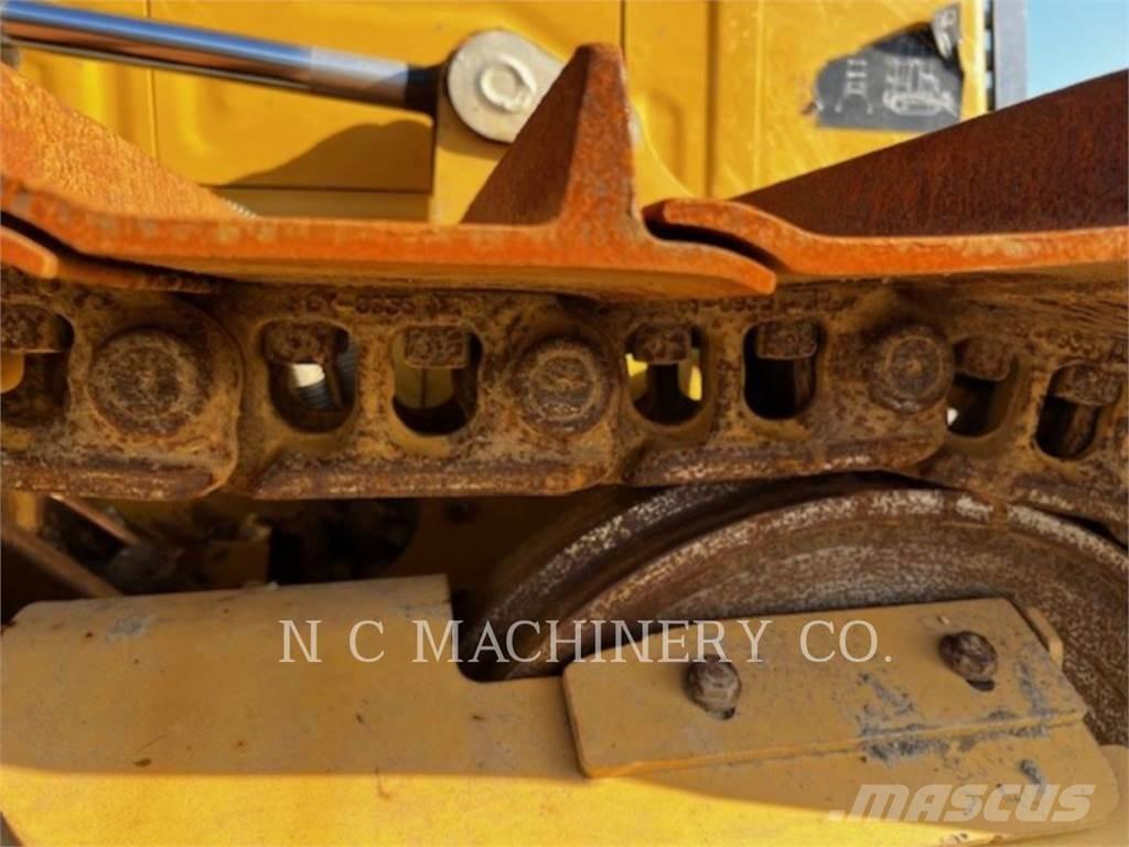 CAT D2 XLCN Buldozere pe senile