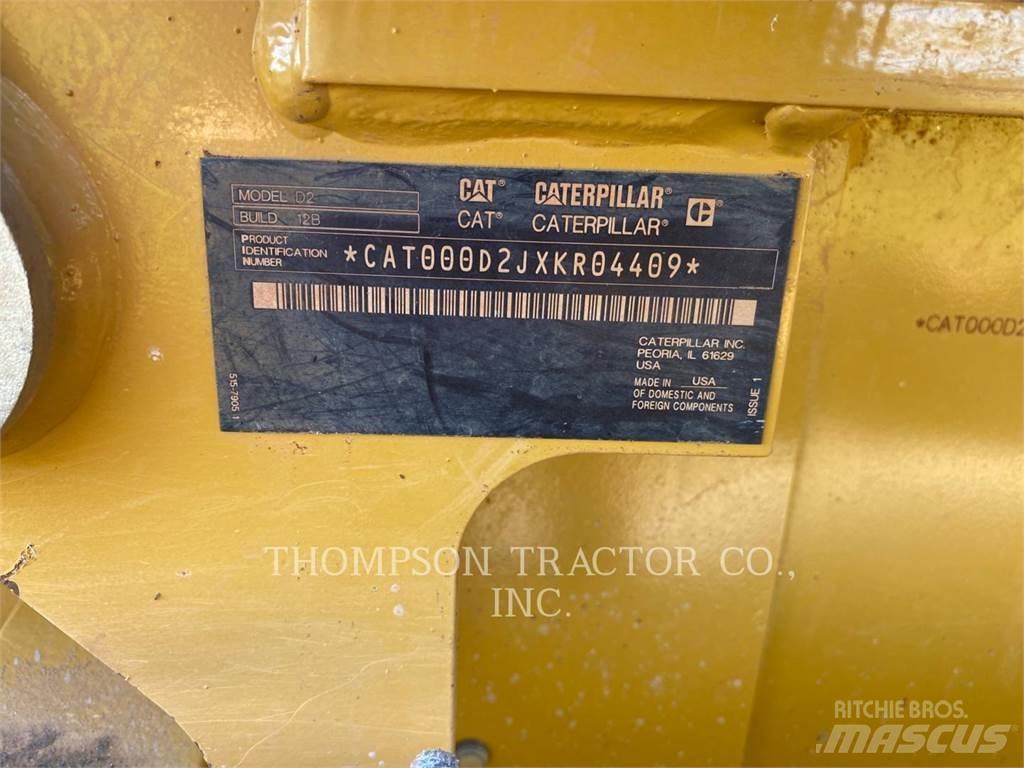 CAT D2LGP Buldozere pe senile