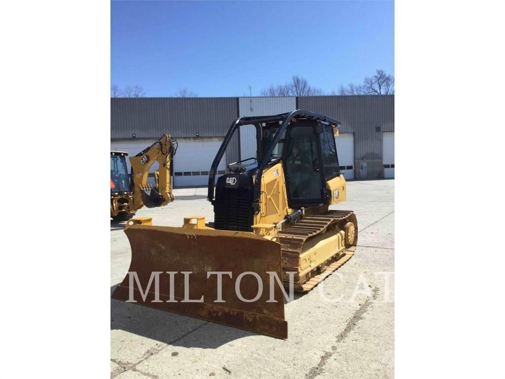 CAT D3 Buldozere pe senile