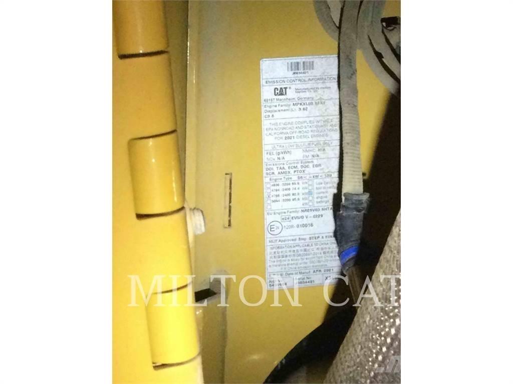 CAT D3 Buldozere pe senile