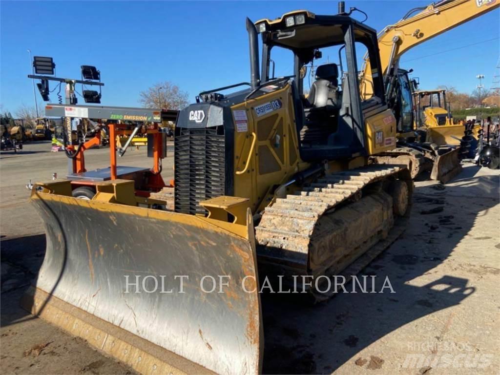 CAT D3 Buldozere pe senile