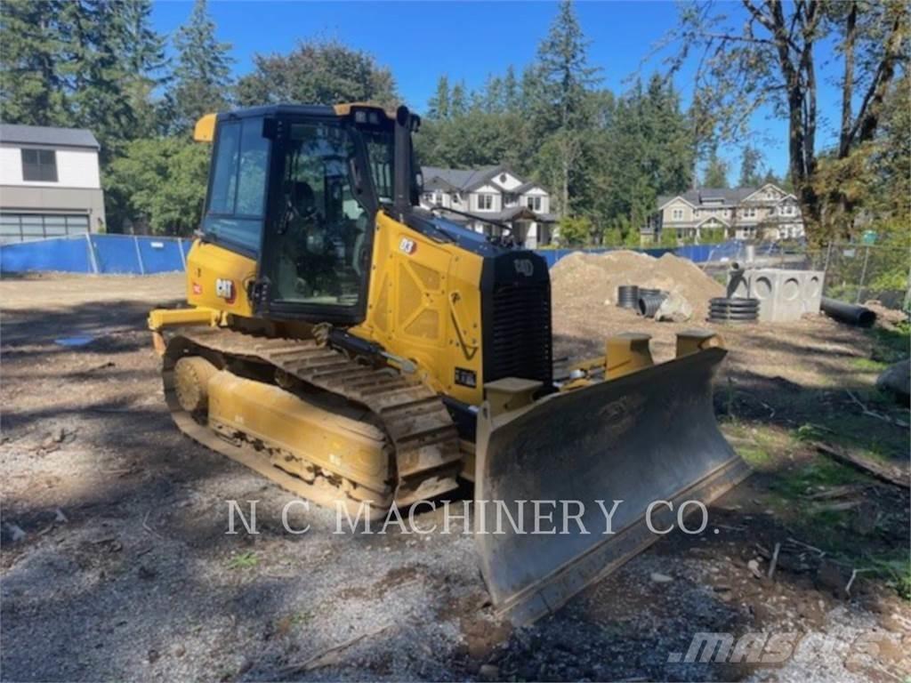 CAT D3 Buldozere pe senile