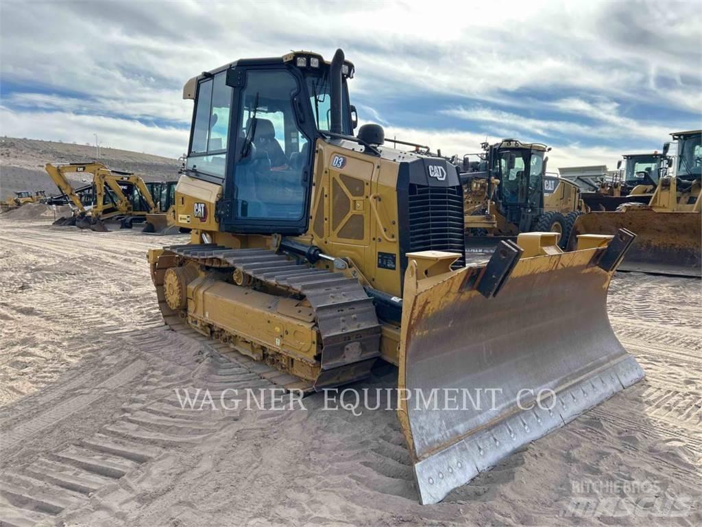 CAT D3 Buldozere pe senile