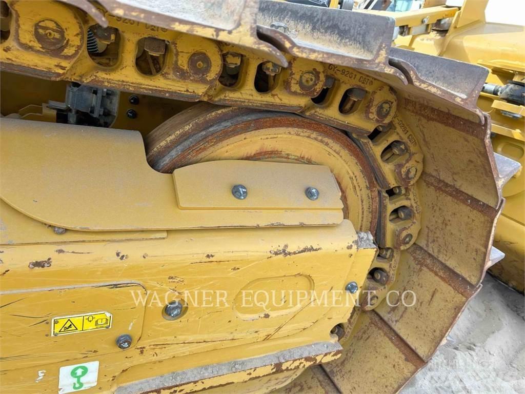 CAT D3 Buldozere pe senile