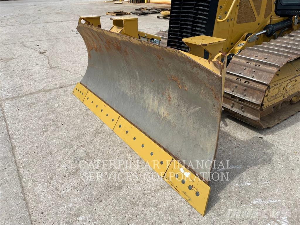 CAT D3 Buldozere pe senile