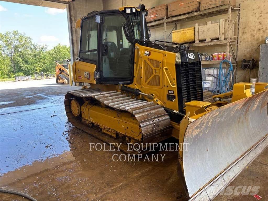 CAT D3-12LGI Buldozere pe senile