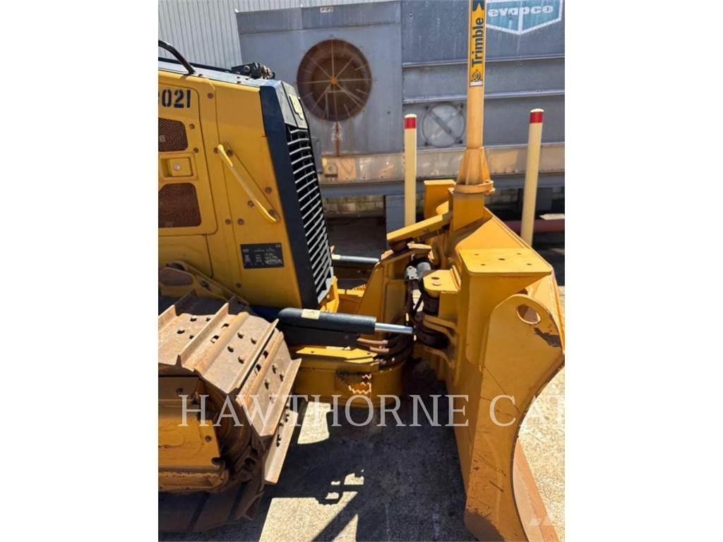 CAT D3 EW Buldozere pe senile