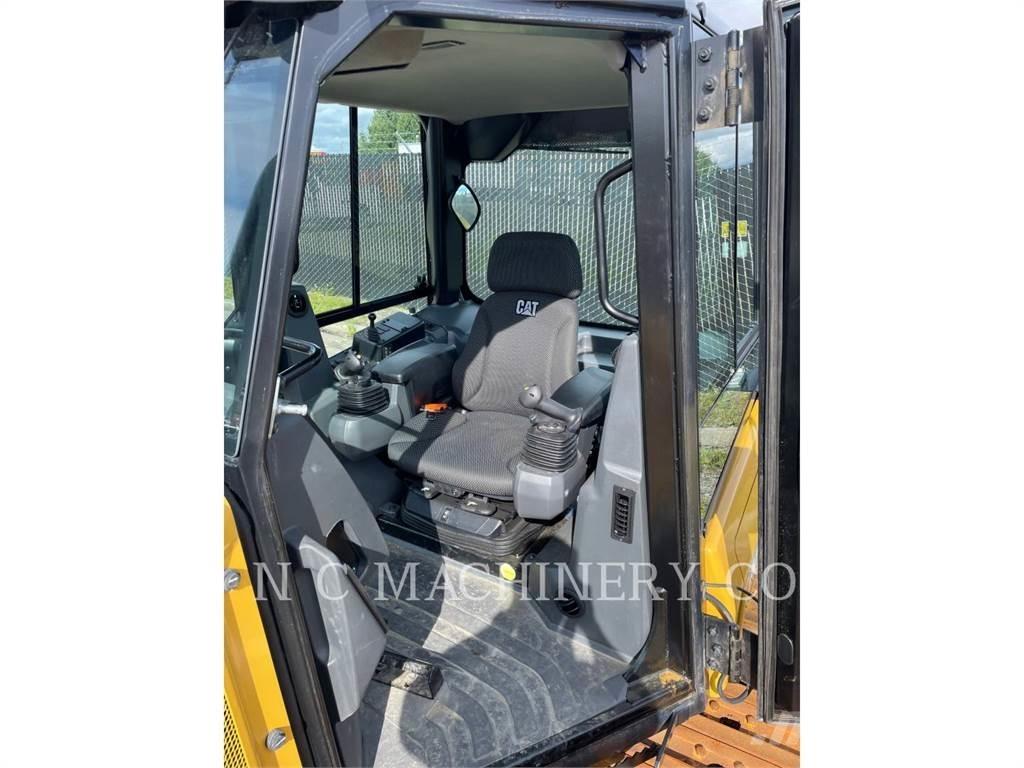 CAT D3 LGPCB Buldozere pe senile