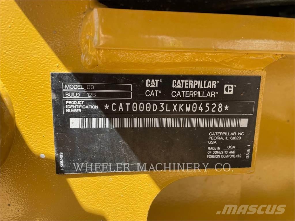 CAT D3 XL Buldozere pe senile