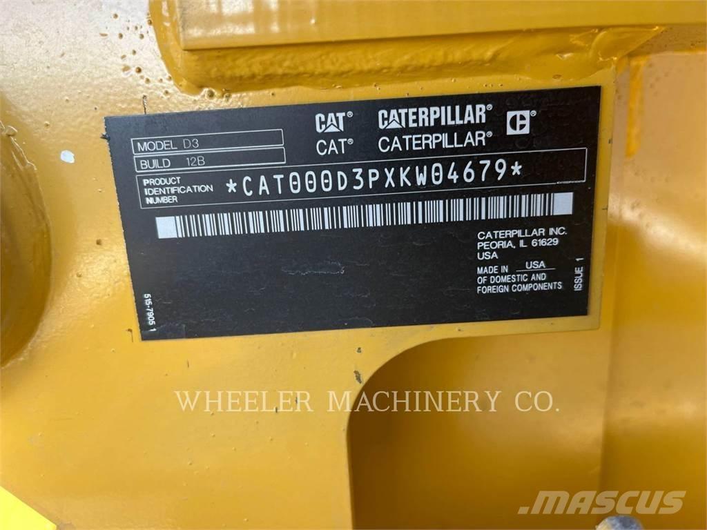 CAT D3 XL Buldozere pe senile