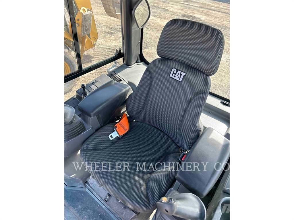 CAT D3 XL Buldozere pe senile