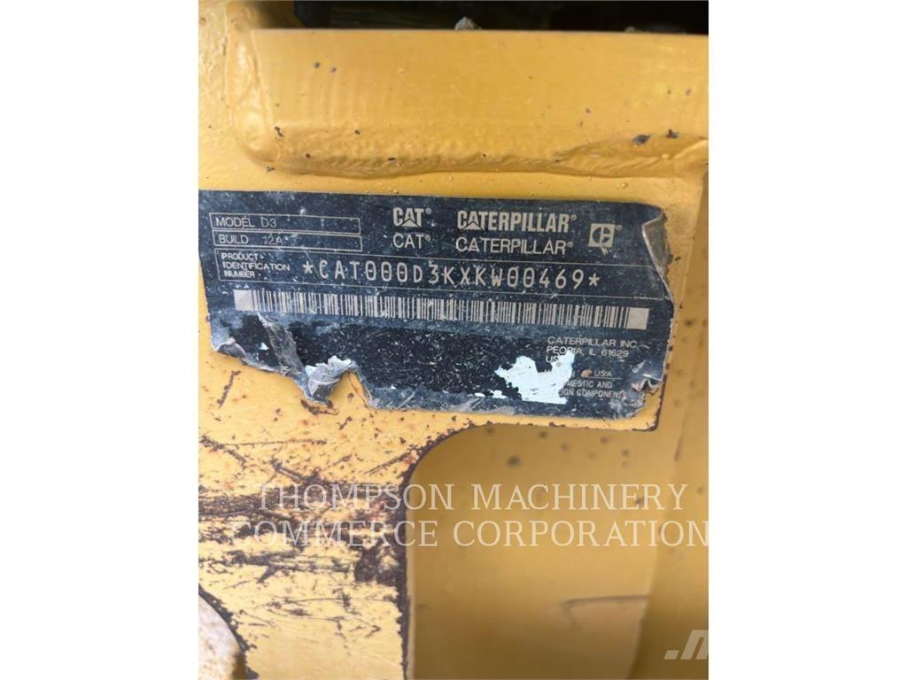 CAT D3XL Buldozere pe senile