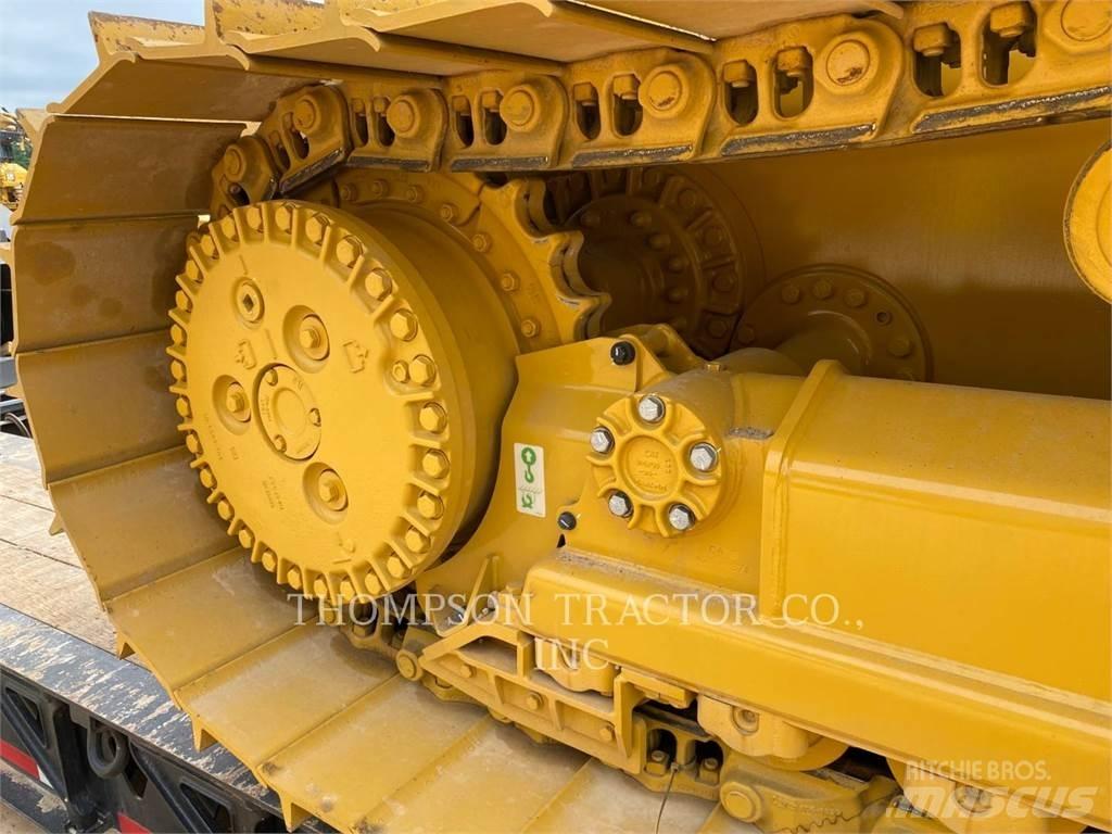 CAT D4 Buldozere pe senile