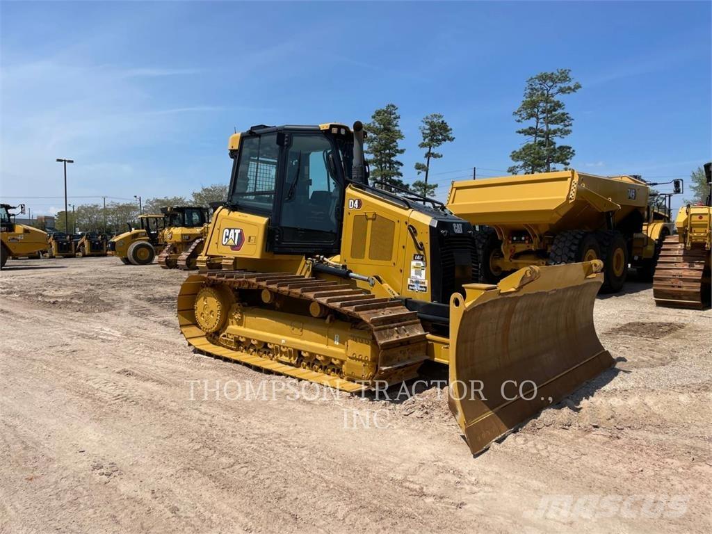 CAT D4 Buldozere pe senile