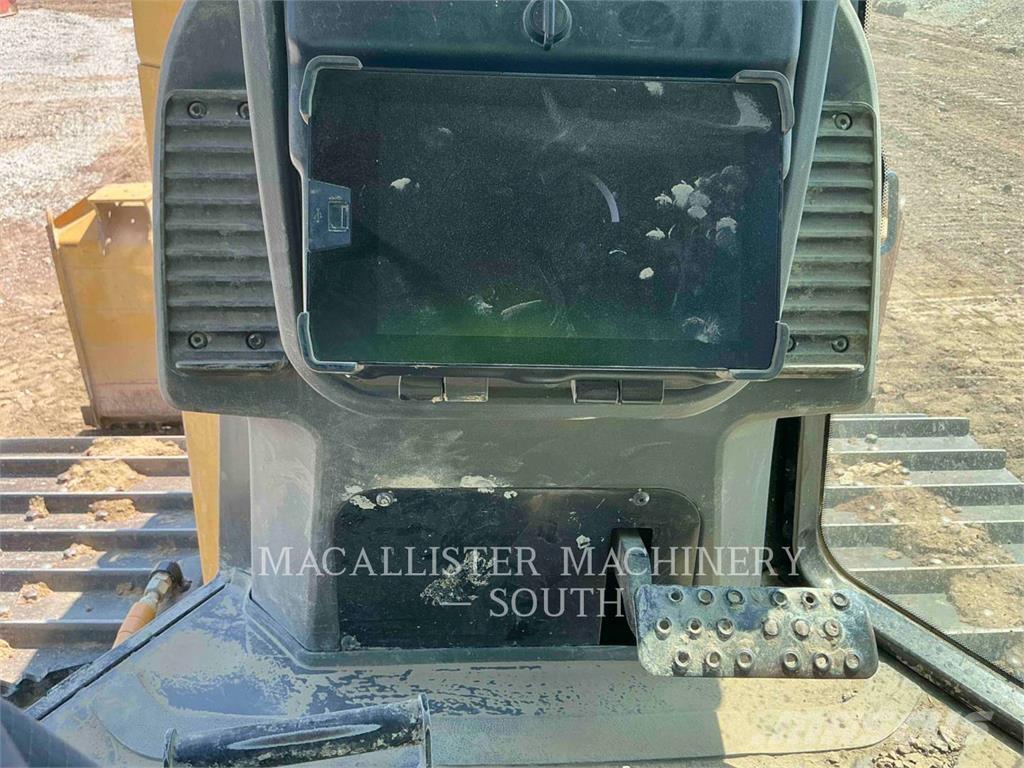 CAT D4 Buldozere pe senile