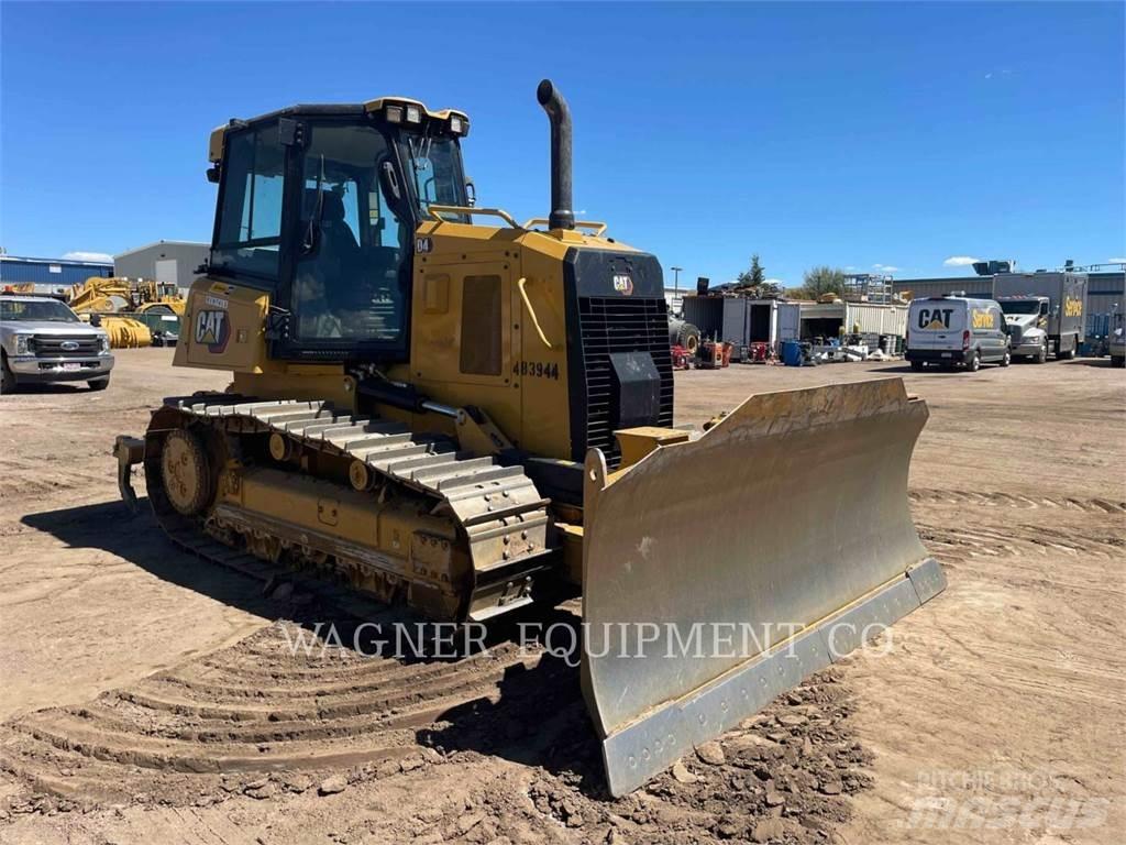 CAT D4 Buldozere pe senile