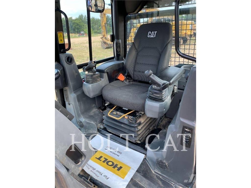 CAT D4 CAB Buldozere pe senile