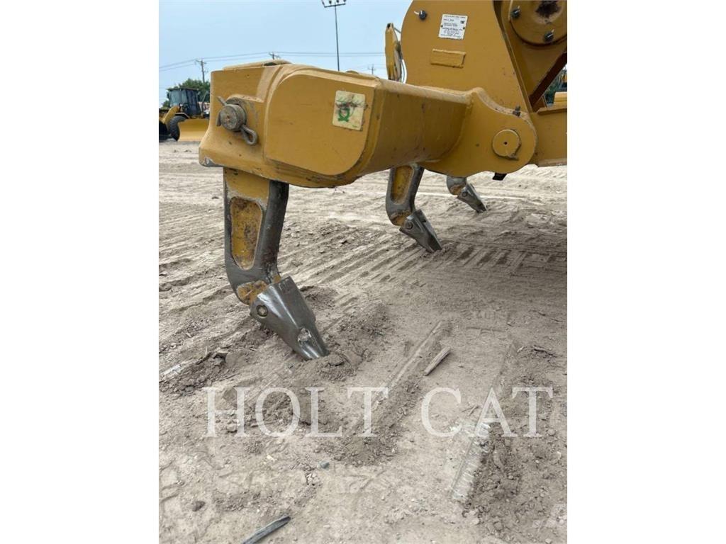CAT D4 CAB3 Buldozere pe senile