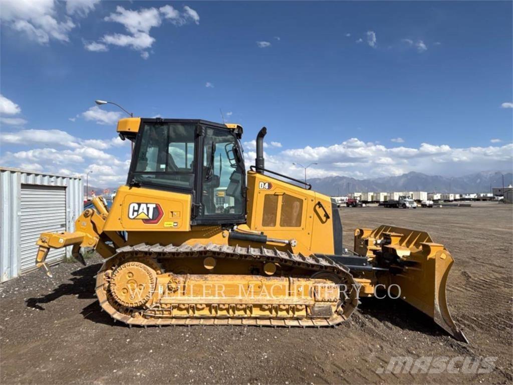 CAT D4 XL Buldozere pe senile