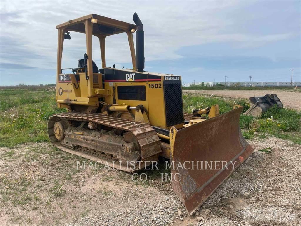 CAT D4C Buldozere pe senile